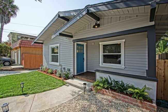 Building Photo - Remodeled, Bright & Charming Single-Story Home on Oversized Lot w/ Huge Back Yard, Front Yard w/ ...
