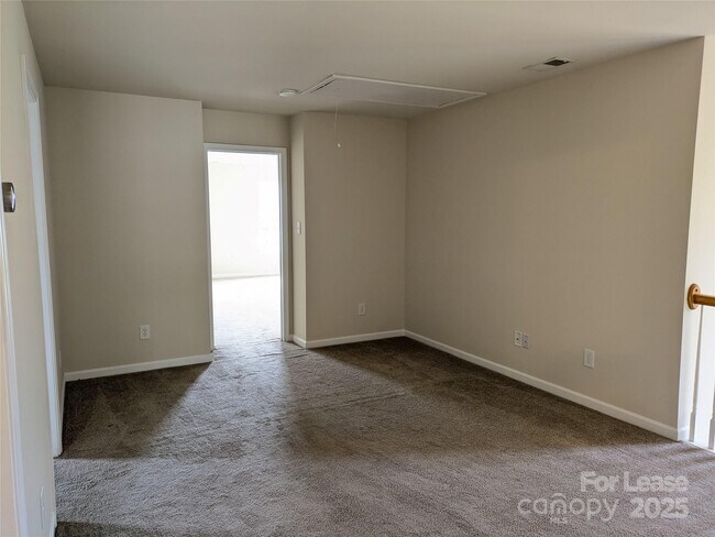 Building Photo - 117 Stallings Mill Dr