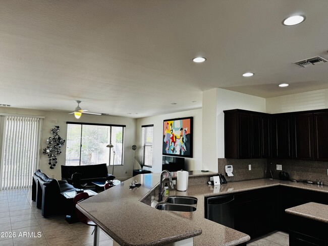 Building Photo - 2572 N 165th Dr