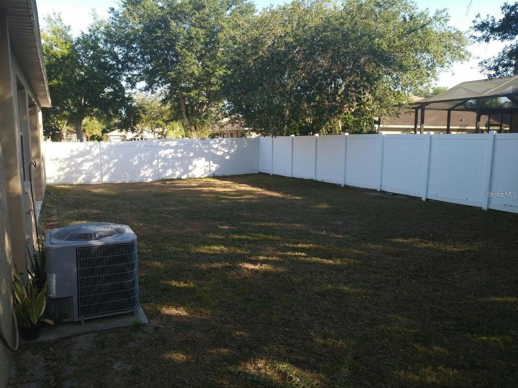 Building Photo - 5804 Justicia Loop