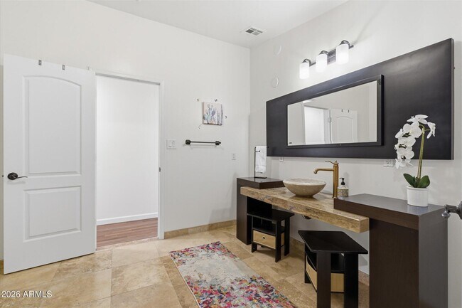 Building Photo - 4715 N 68th St