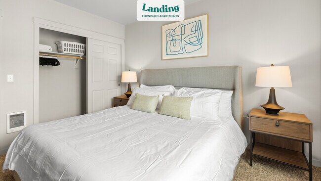 Building Photo - 11800 NE 124th Ave