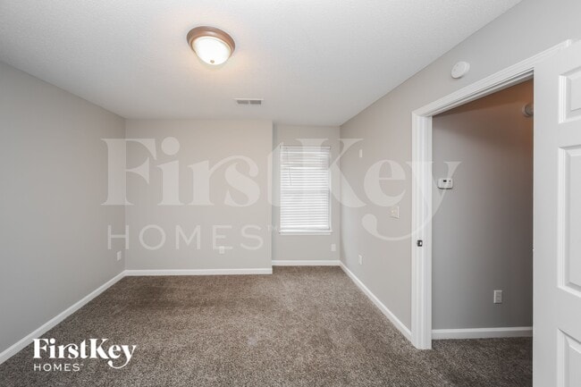 Building Photo - 7226 Grapetree Trail