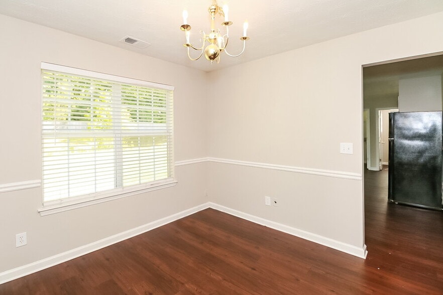 Building Photo - 3234 Diamond Bluff