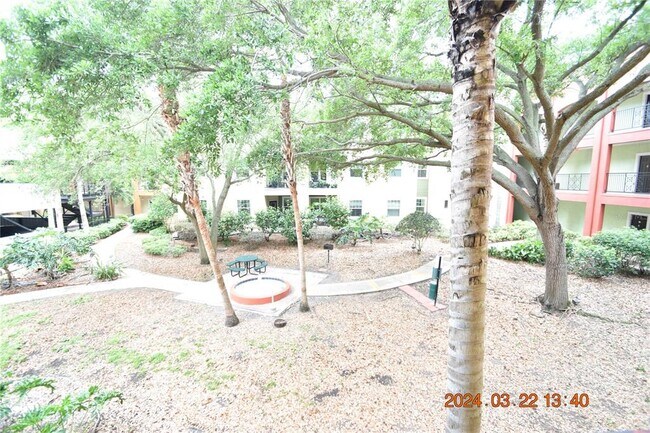 Building Photo - 1810 E Palm Ave