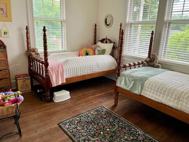 Building Photo - 1720 Harbert Ave