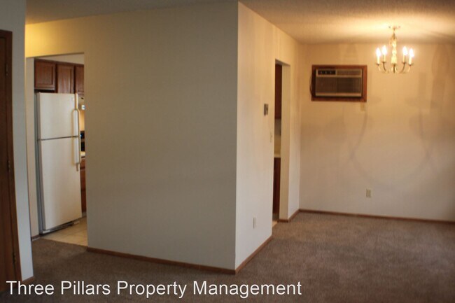 Building Photo - 2 br, 1 bath House - 2221 3rd St SW