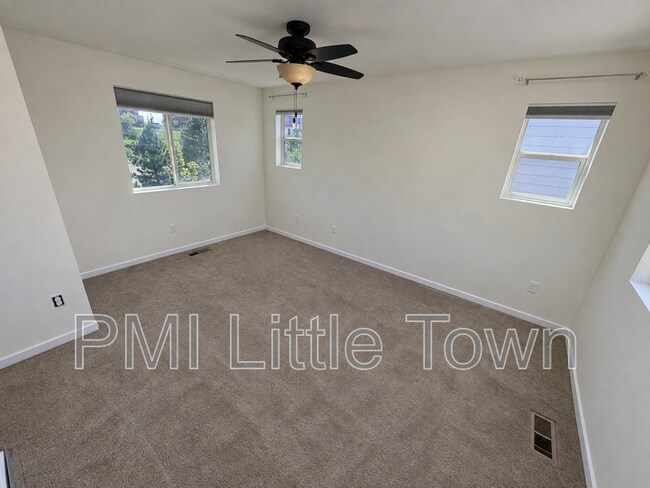 Building Photo - 9785 Dunning Cir