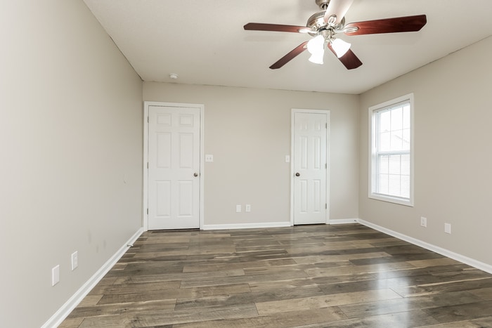 Building Photo - 829 Buckhorn Dr