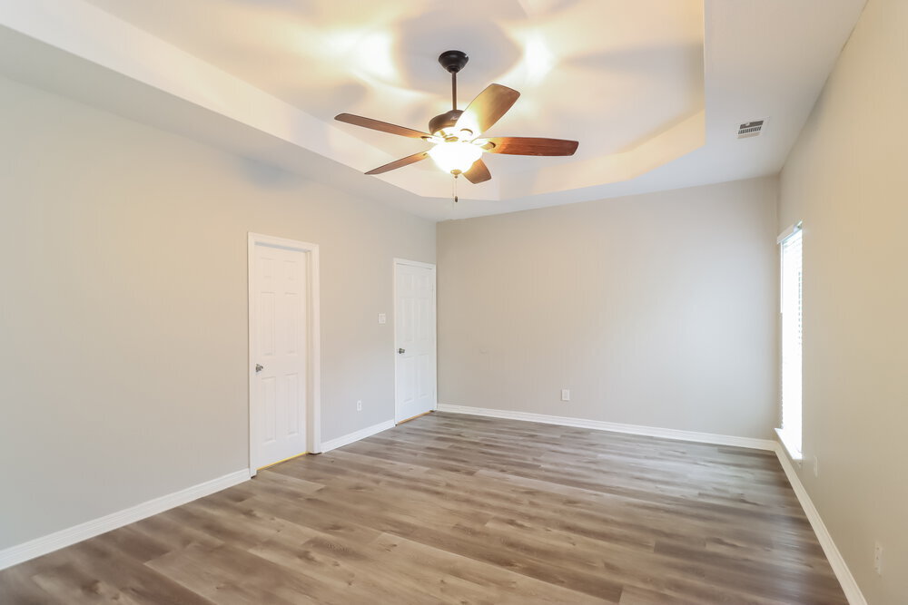 Building Photo - 703 Biscayne Dr
