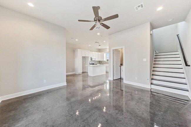 Building Photo - FOR RENT in YOUNGSVILLE!