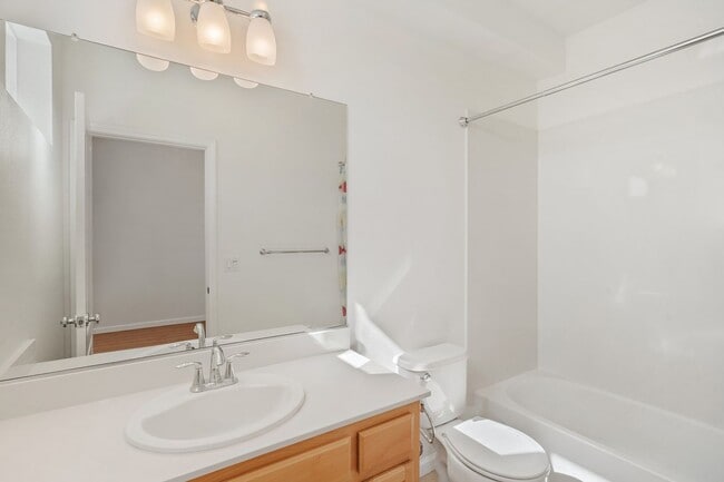 Building Photo - SPACIOUS LUXURY UNIT IN BERRYESSA NEAR SCE...