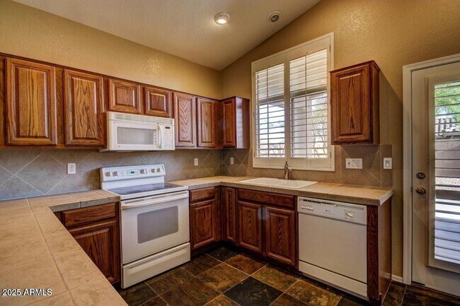 Building Photo - 3623 W Morse Ct