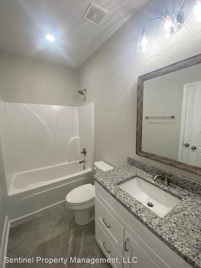 Building Photo - 3 br, 2 bath House - 211 Lasso Drive