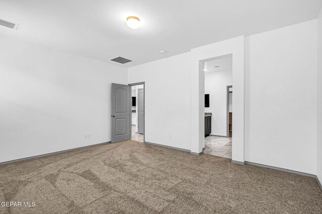 Building Photo - 1657 Asbury St