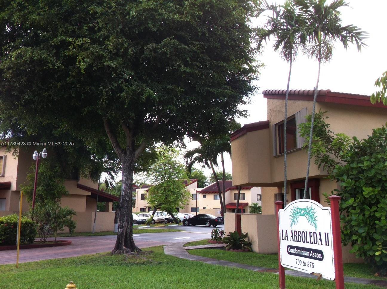 Building Photo - 830 NW 106th Ave
