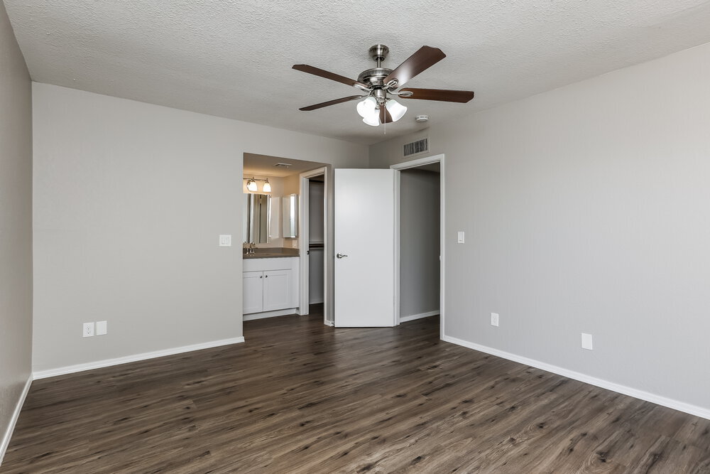 Building Photo - 4124 N 106th Ave