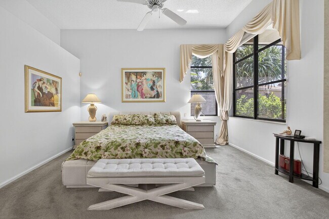 Building Photo - 4548 Barclay Fair Way