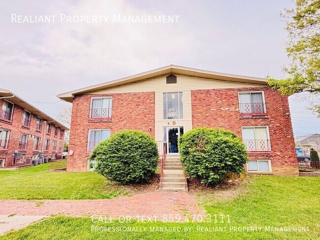 Building Photo - 1708 Jennifer Rd
