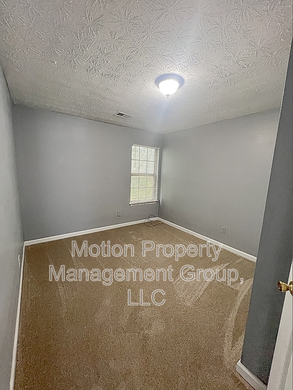 Building Photo - 6513 Charter Way