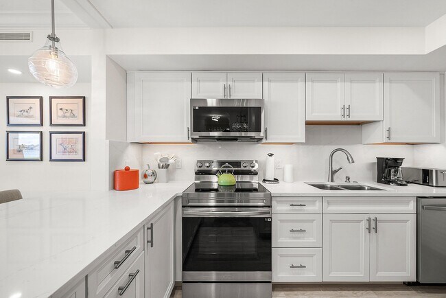 Building Photo - 2170 Ibis Isle Rd