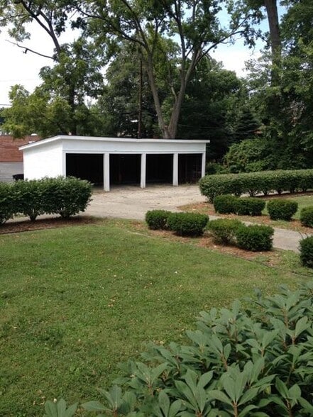 Building Photo - 2515 Glenmary Ave