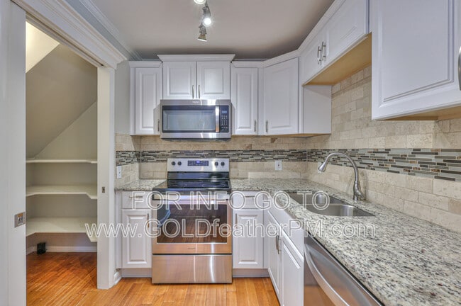 Building Photo - 109 Harrow Ct