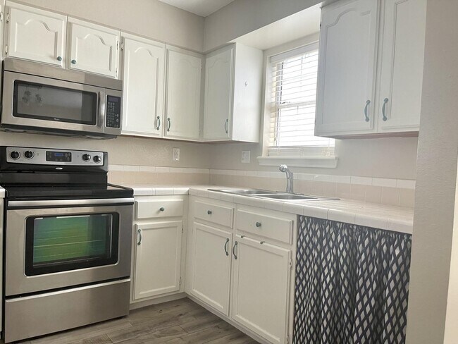 Building Photo - 8801 McPherson Rd