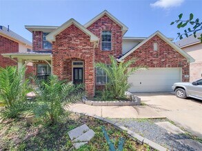 Building Photo - 7506 Boxwood Ridge Ln