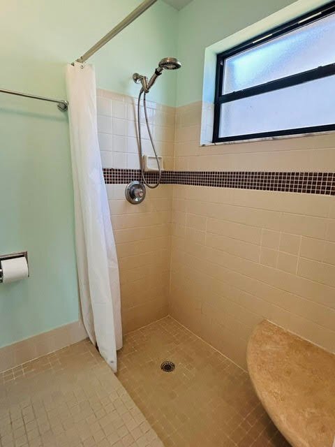 Building Photo - 3054 S Oakland Forest Dr