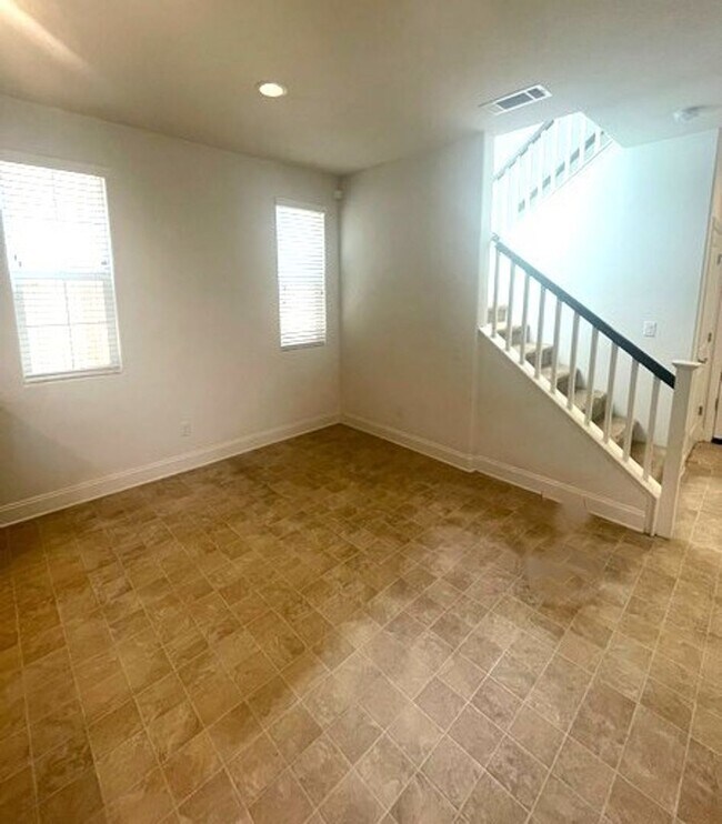 Building Photo - Luxury Gated Community Home Available in Santa Maria