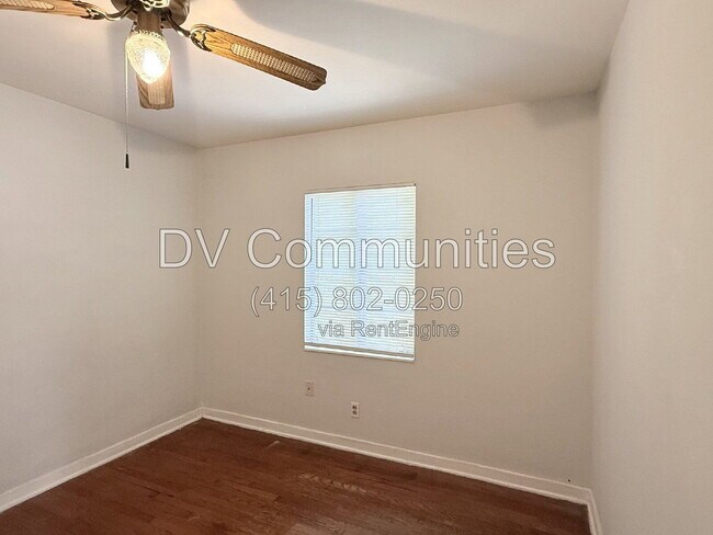 Building Photo - 4935 Emerson Ave S