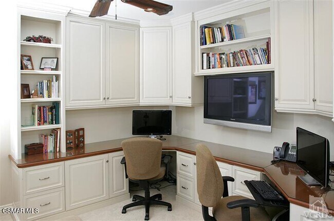 Building Photo - 2563 Littlefield Ct