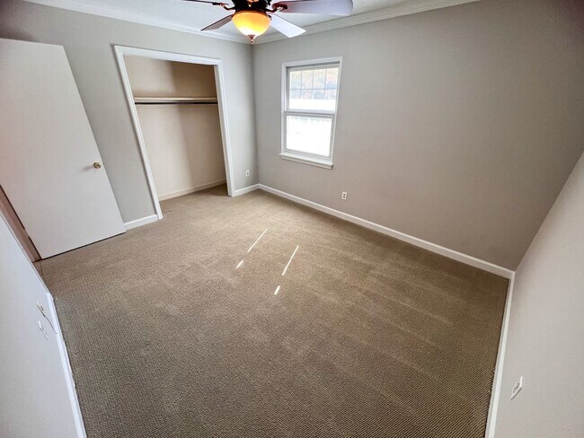 Building Photo - 2350 Bay Meadows Ct
