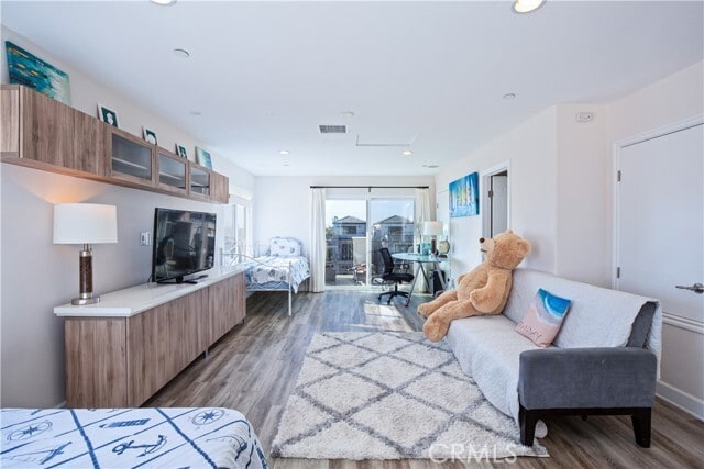 Building Photo - 610 17th St