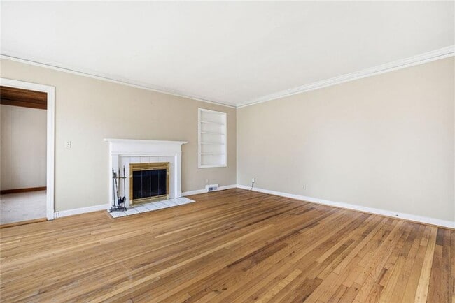 Building Photo - 1911 N Decatur Rd