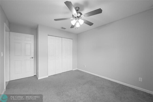 Building Photo - 1292 SW Lawndale Ave