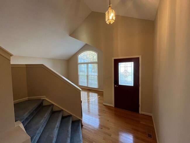 Building Photo - Exceptionally Located 3BD, 2.5BA Cary Home...