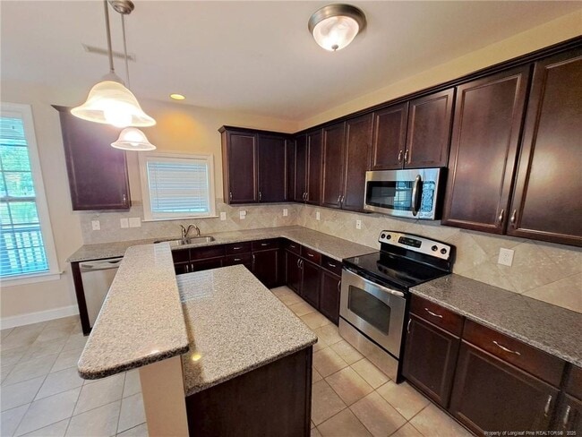 Building Photo - 30 Appomattox Dr