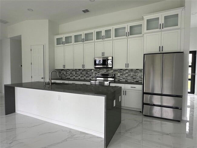 Building Photo - 4439 Eldron Ave