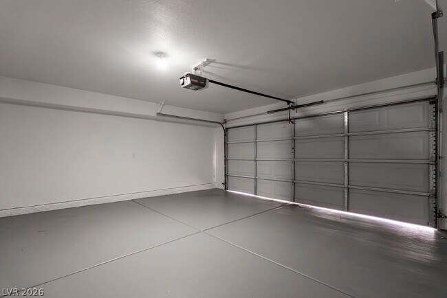 Building Photo - 2095 Betty Davis St