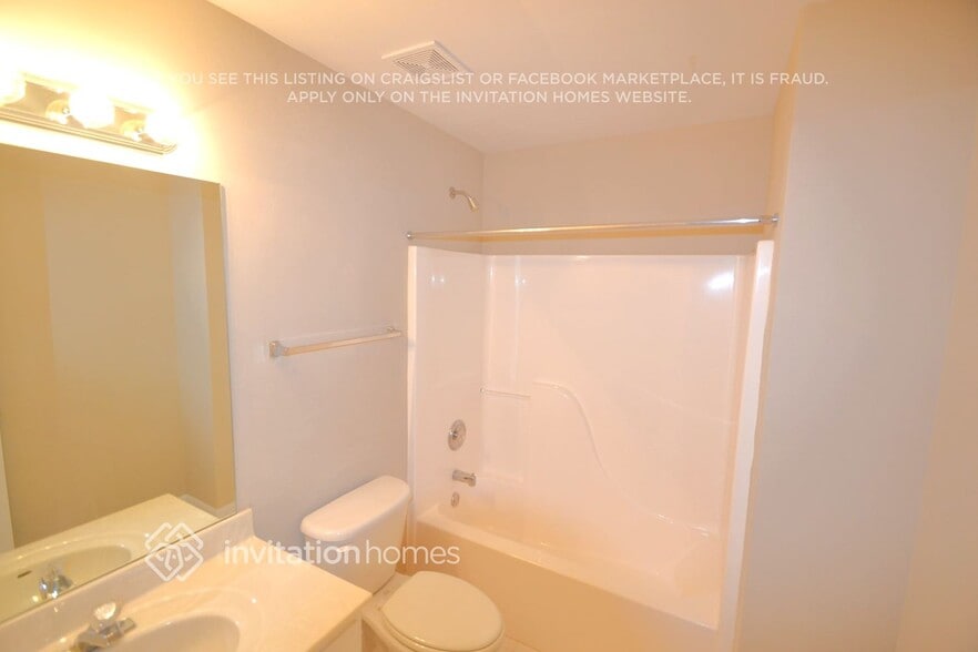 Building Photo - 337 Grandiflora Dr