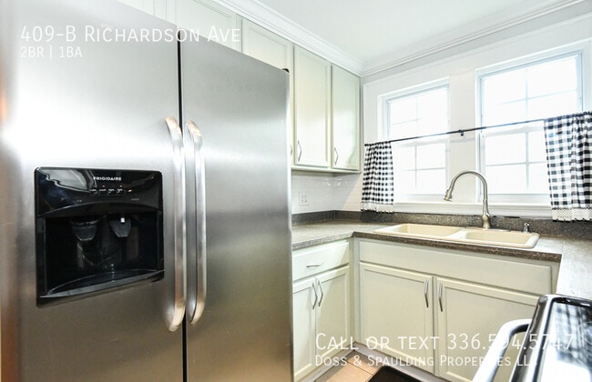 Building Photo - 409-B Richardson Ave-