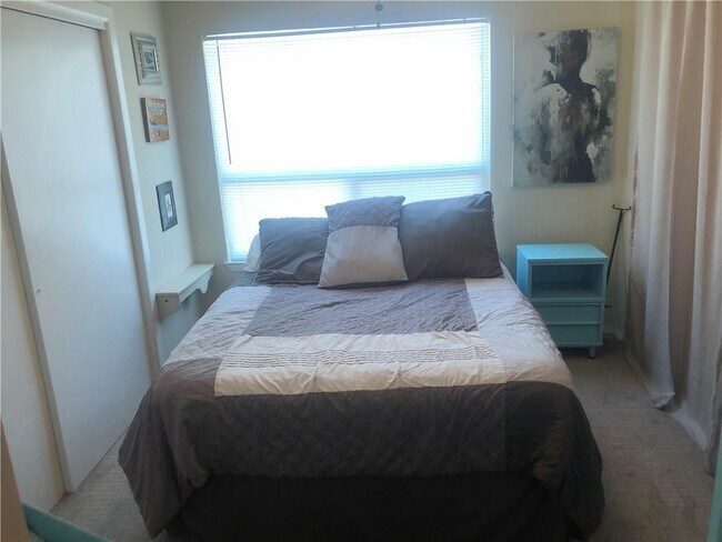 Building Photo - 1514 Parker Ln