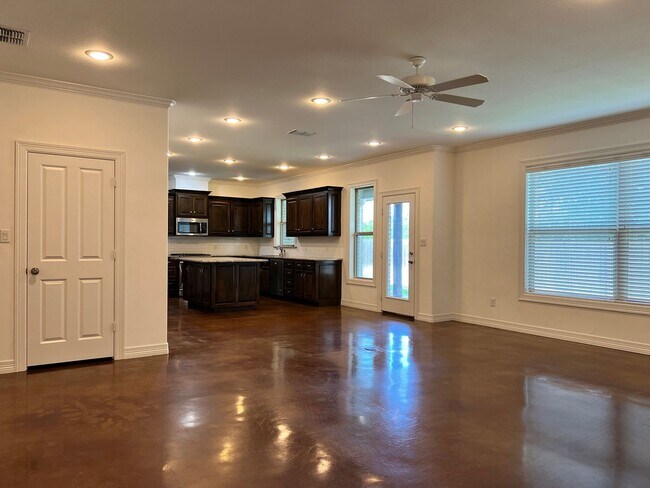 Building Photo - 2976 Elkton Trail