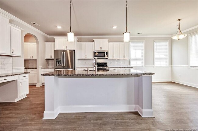 Building Photo - 429 Letterfearn Dr