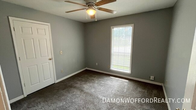 Building Photo - 121 Stockton Dr
