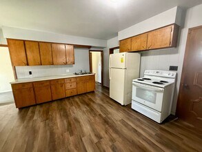 Building Photo - 3 Bed 1 Bath Single Family Home in Wausau - Move-In Special:  HALF OFF DEPOSIT!