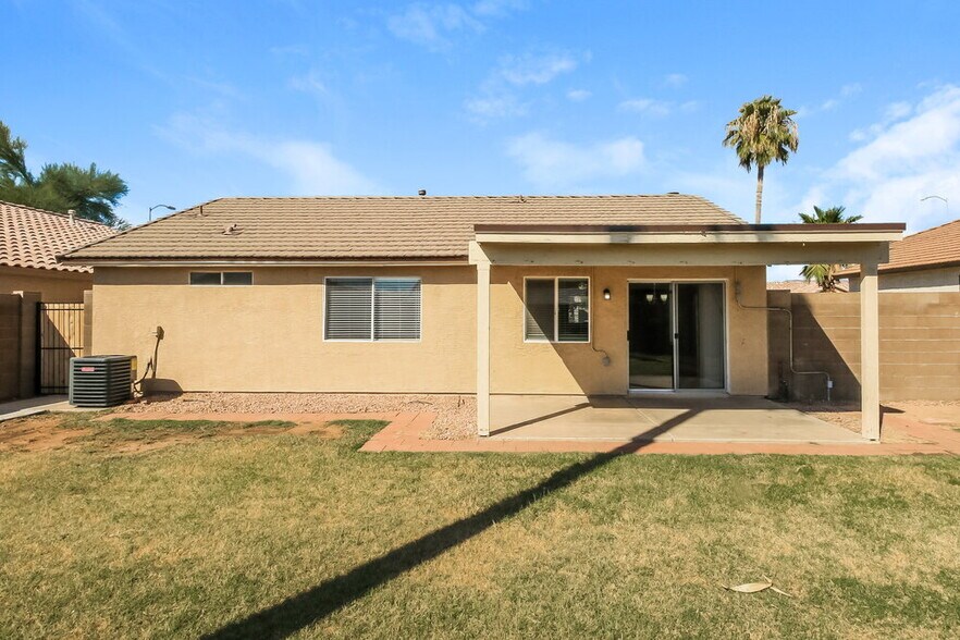 Building Photo - 8619 E Calypso Ave