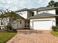 Building Photo - Entertainer's dream in gated community of ...